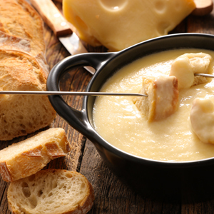 Ein Genuss für die Sinne: Käsefondue und Chasselas – Die perfekte Kombination